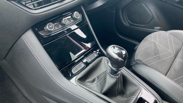 Vauxhall Grandland 1.2 Turbo Ultimate 5dr Petrol Hatchback